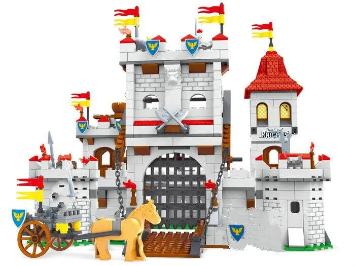 Knights and Pirates: Medieval Castle Building Blocks with Crusaders and Warrior Figures