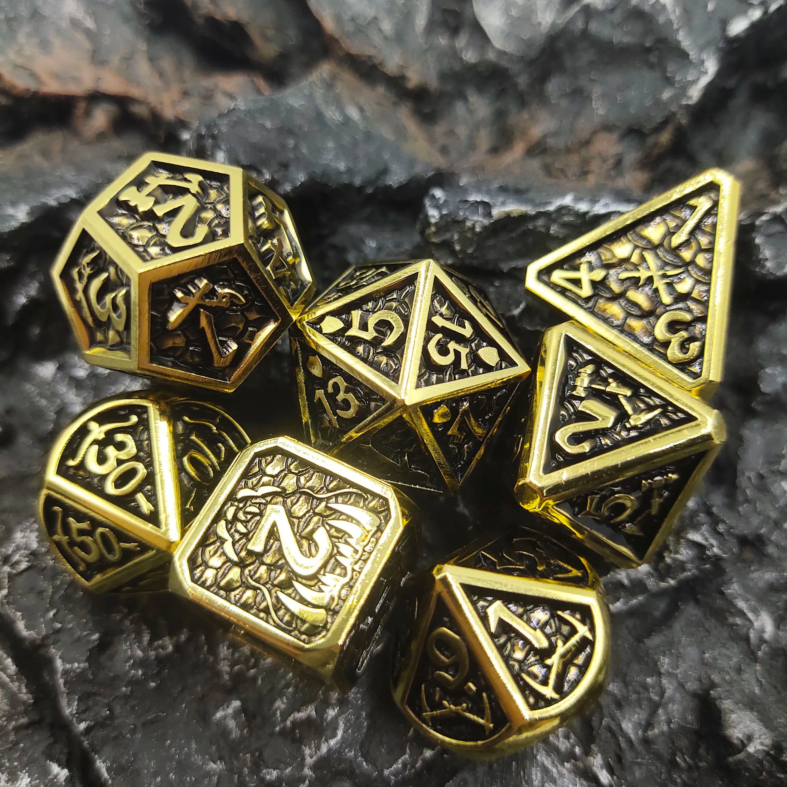 DND Metal Dice Set, D & D Polyhedral, Gift for DND TRPG, Role Playing Board Games, Math Teaching with Velvet Pouch, 7 Pcs - The Adventurer's Chest