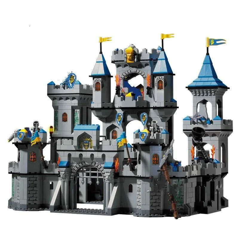 Knights and Pirates: Medieval Castle Building Blocks with Crusaders and Warrior Figures