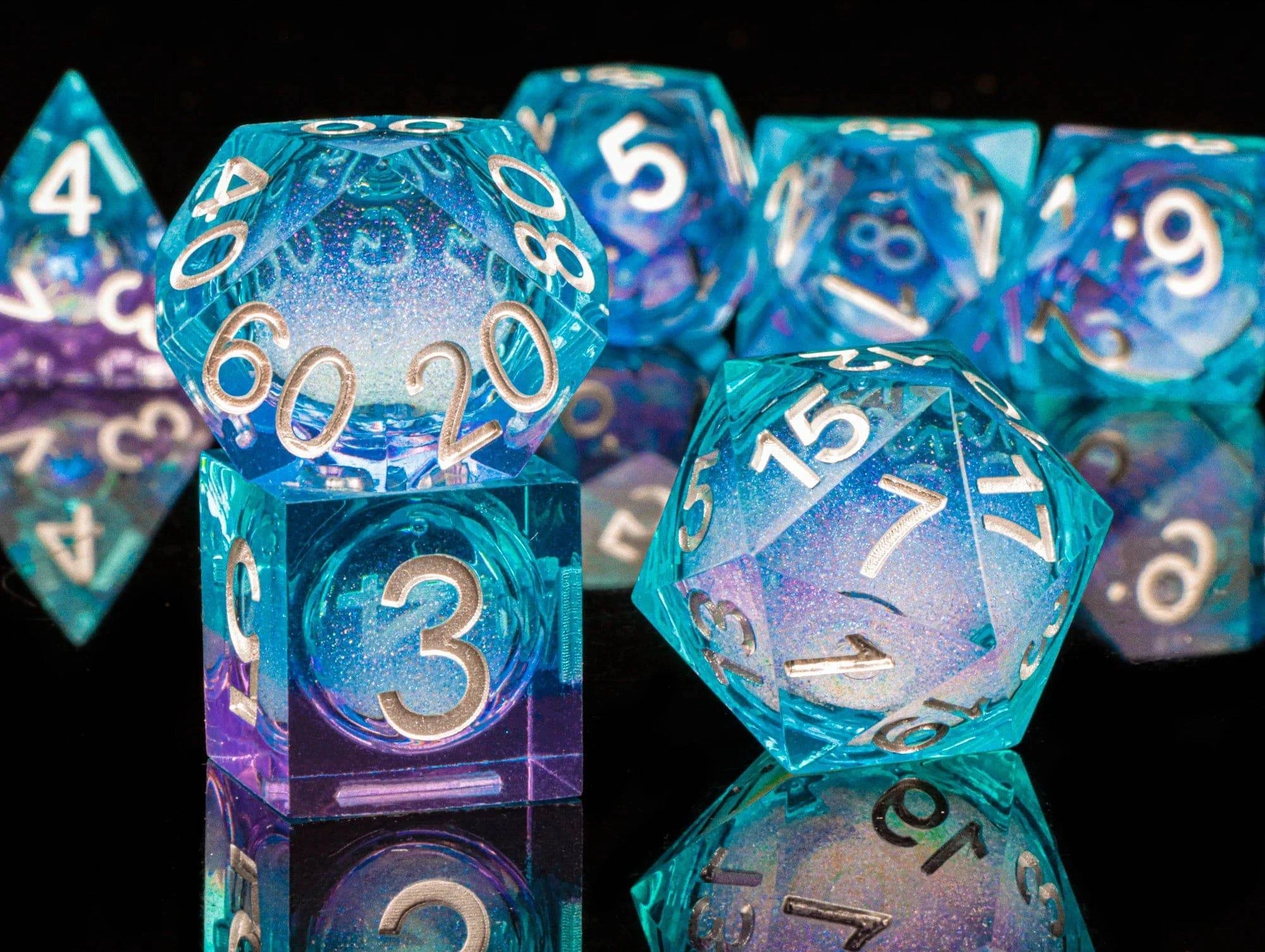 7 Dice Set Dnd Resin Dice For Dungeons and DragonsResin sharp edge dice Liquid Core D&D Polyhedral Dice Gift - The Adventurer's Chest