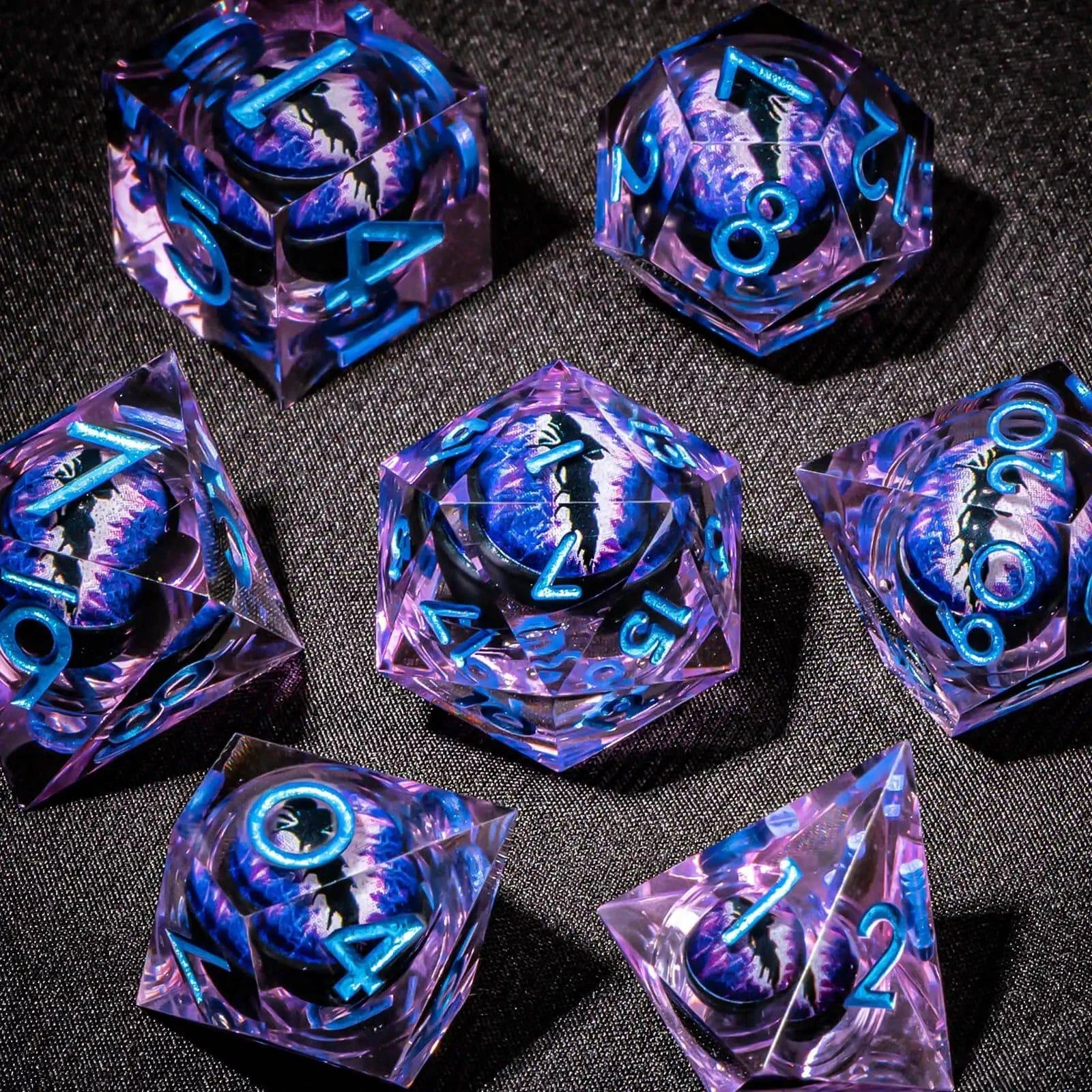 D and D Flowing Sand Sharp Edge Dragon Eye Dnd Resin RPG Polyhedral D&D Dice Set For Dungeon and Dragon Pathfinder Role Playing