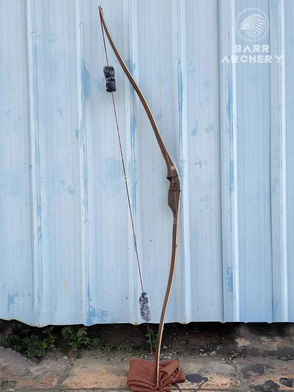 Customizable BARR Priest Traditional Long Bow with Handmade Limbs and Wood Riser (20-55lbs) - Ideal for Hunting and Archery Enthusiasts