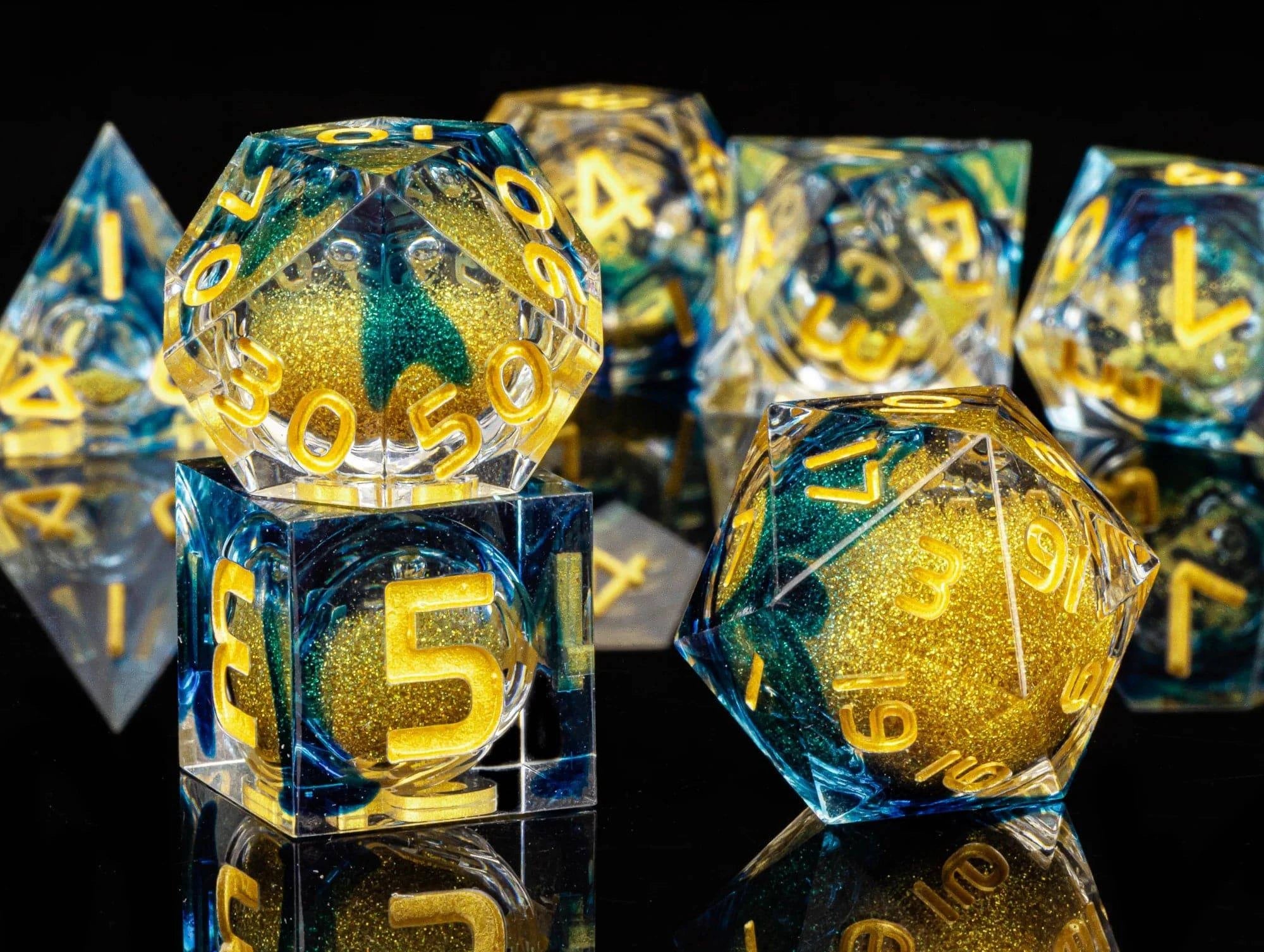 7 Dice Set Dnd Resin Dice For Dungeons and DragonsResin sharp edge dice Liquid Core D&D Polyhedral Dice Gift - The Adventurer's Chest