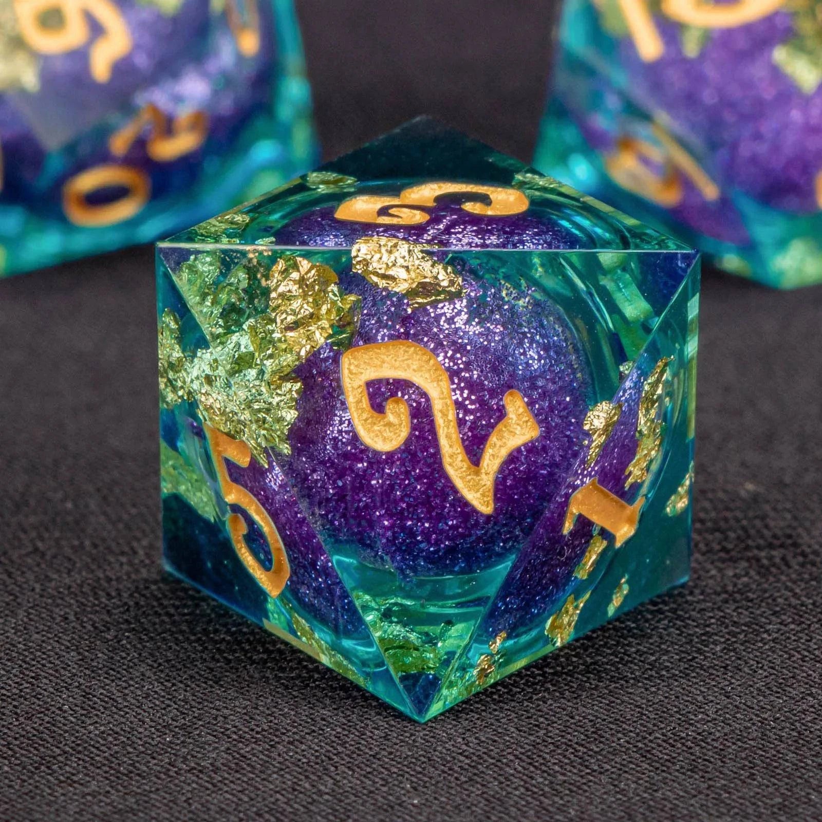 DnD Liquid Core Resin Dice for Dungeons and Dragons, Sharp Edge Resin Dice Polyhedral Dice Gift, D&D Dice RPG Dice, D20 Dice - The Adventurer's Chest