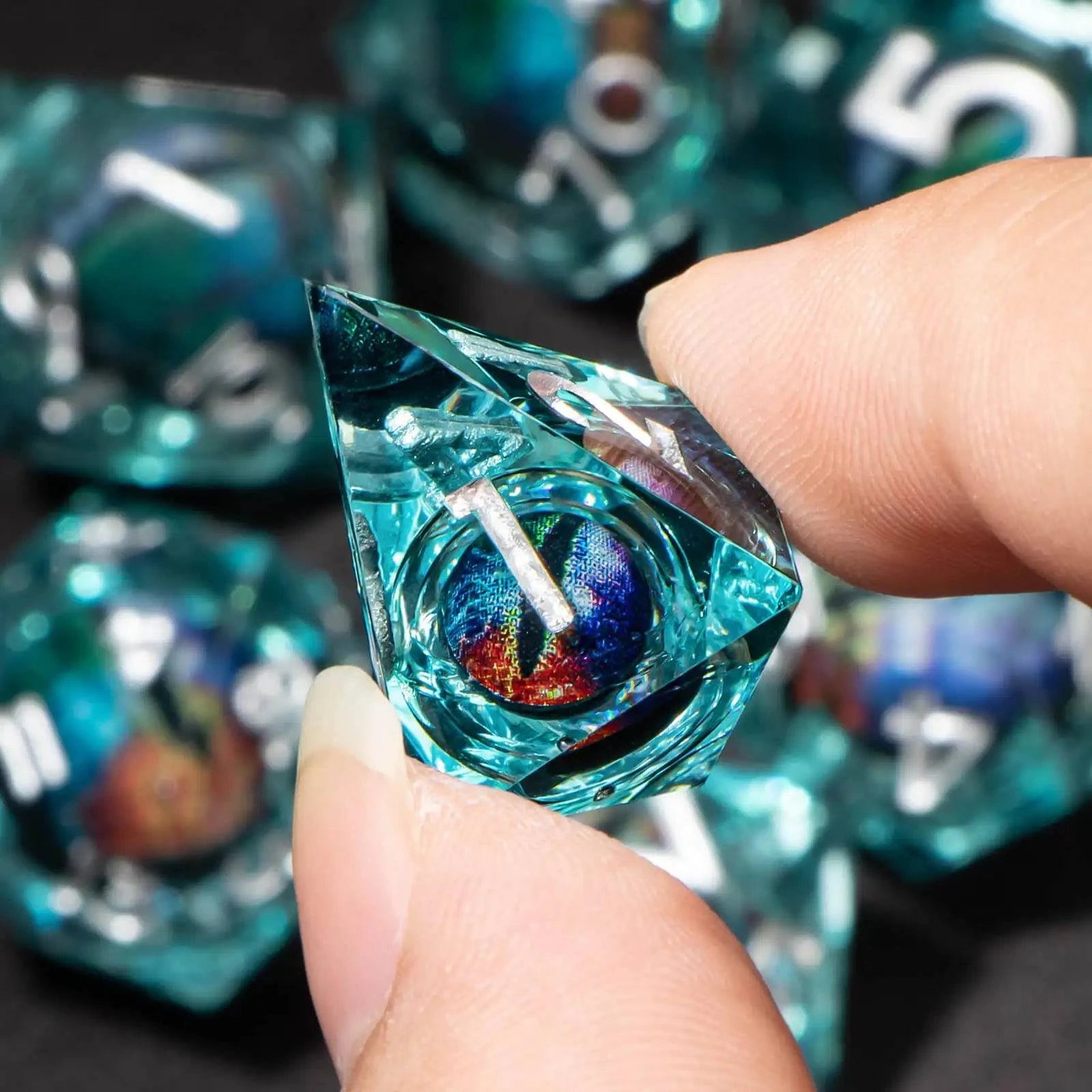 D and D Flowing Sand Sharp Edge Dragon Eye Dnd Resin RPG Polyhedral D&D Dice Set For Dungeon and Dragon Pathfinder Role Playing