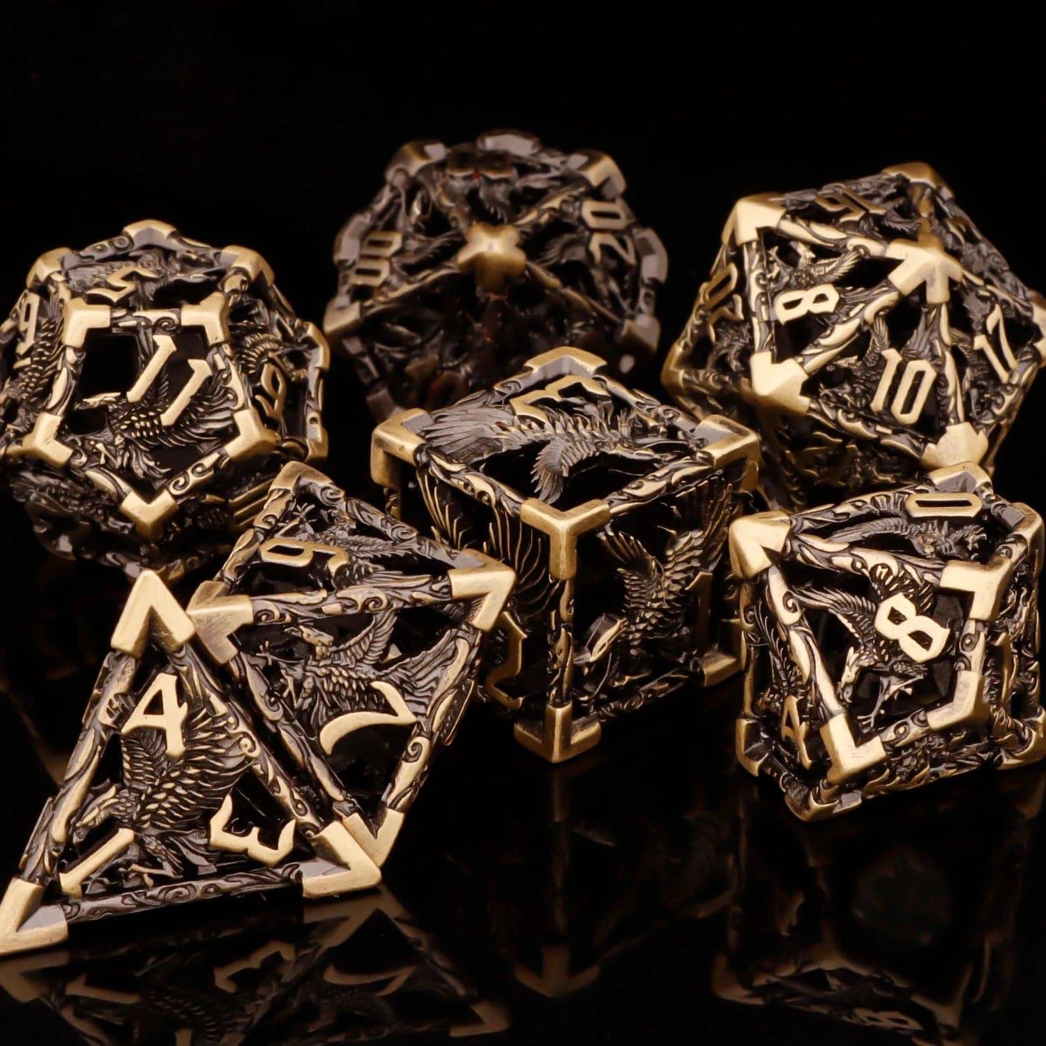 D and D Flowing Sand Sharp Edge Dragon Eye Dnd Resin RPG Polyhedral D&D Dice Set For Dungeon and Dragon Pathfinder Role Playing