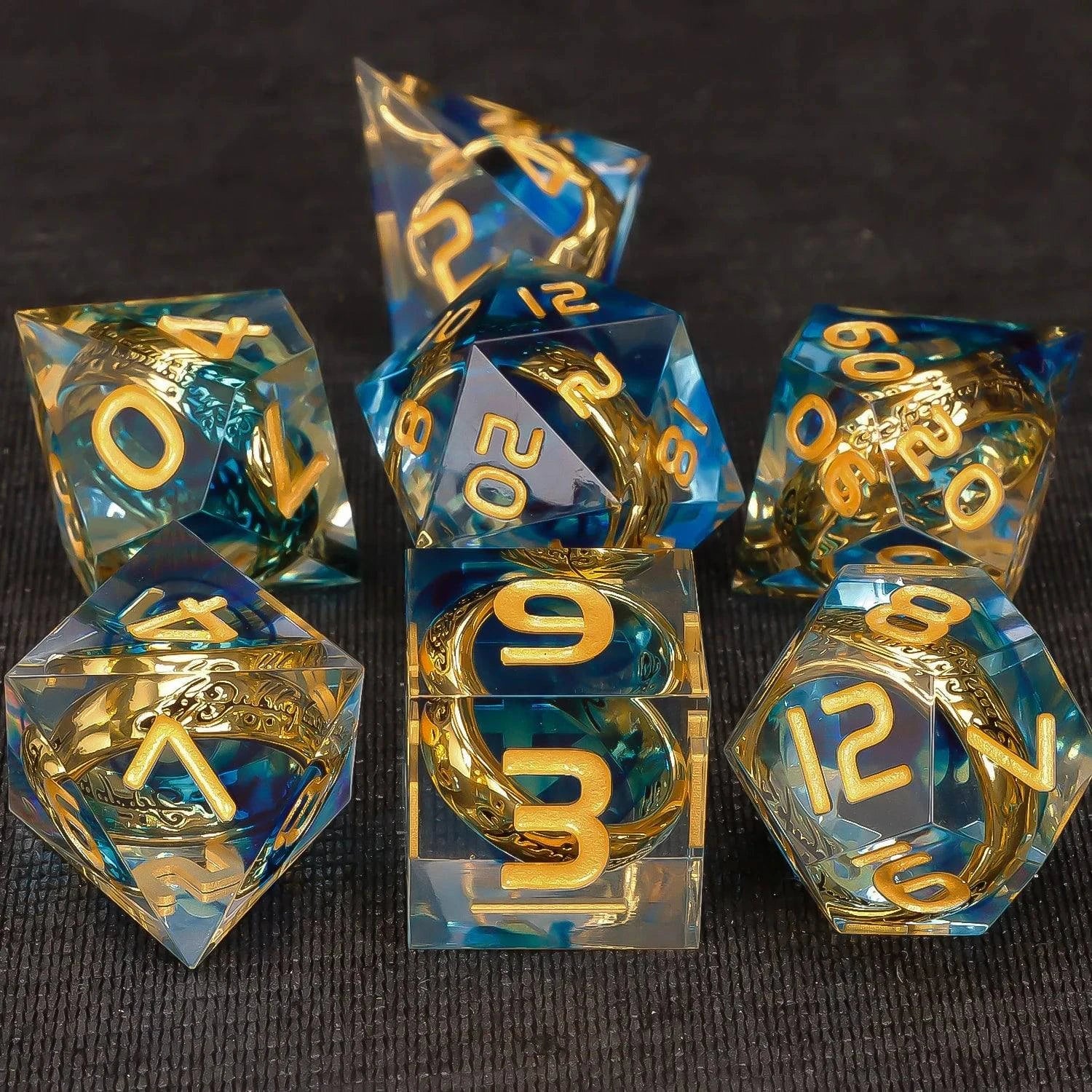 D and D Flowing Sand Sharp Edge Dragon Eye Dnd Resin RPG Polyhedral D&D Dice Set For Dungeon and Dragon Pathfinder Role Playing