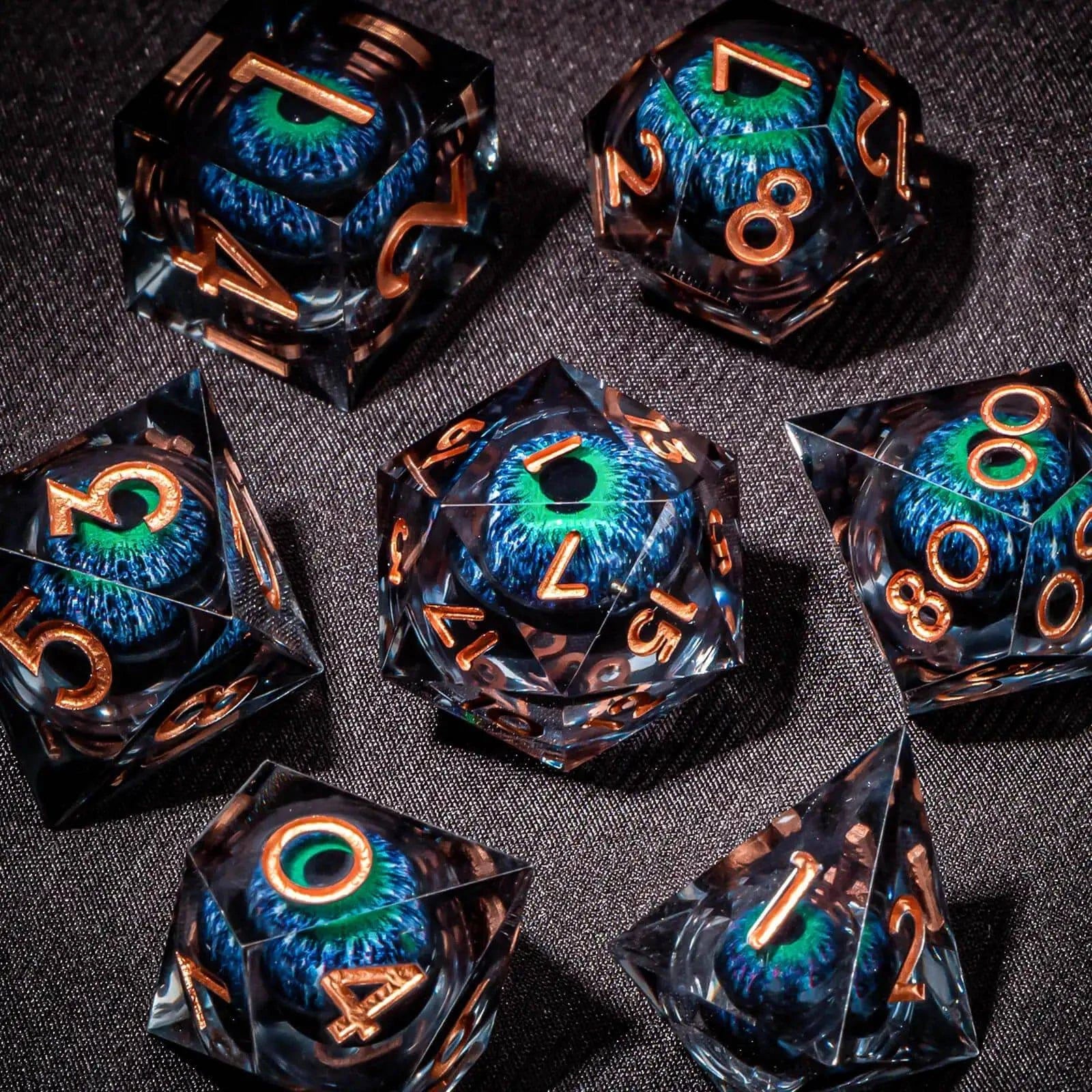 D and D Flowing Sand Sharp Edge Dragon Eye Dnd Resin RPG Polyhedral D&D Dice Set For Dungeon and Dragon Pathfinder Role Playing