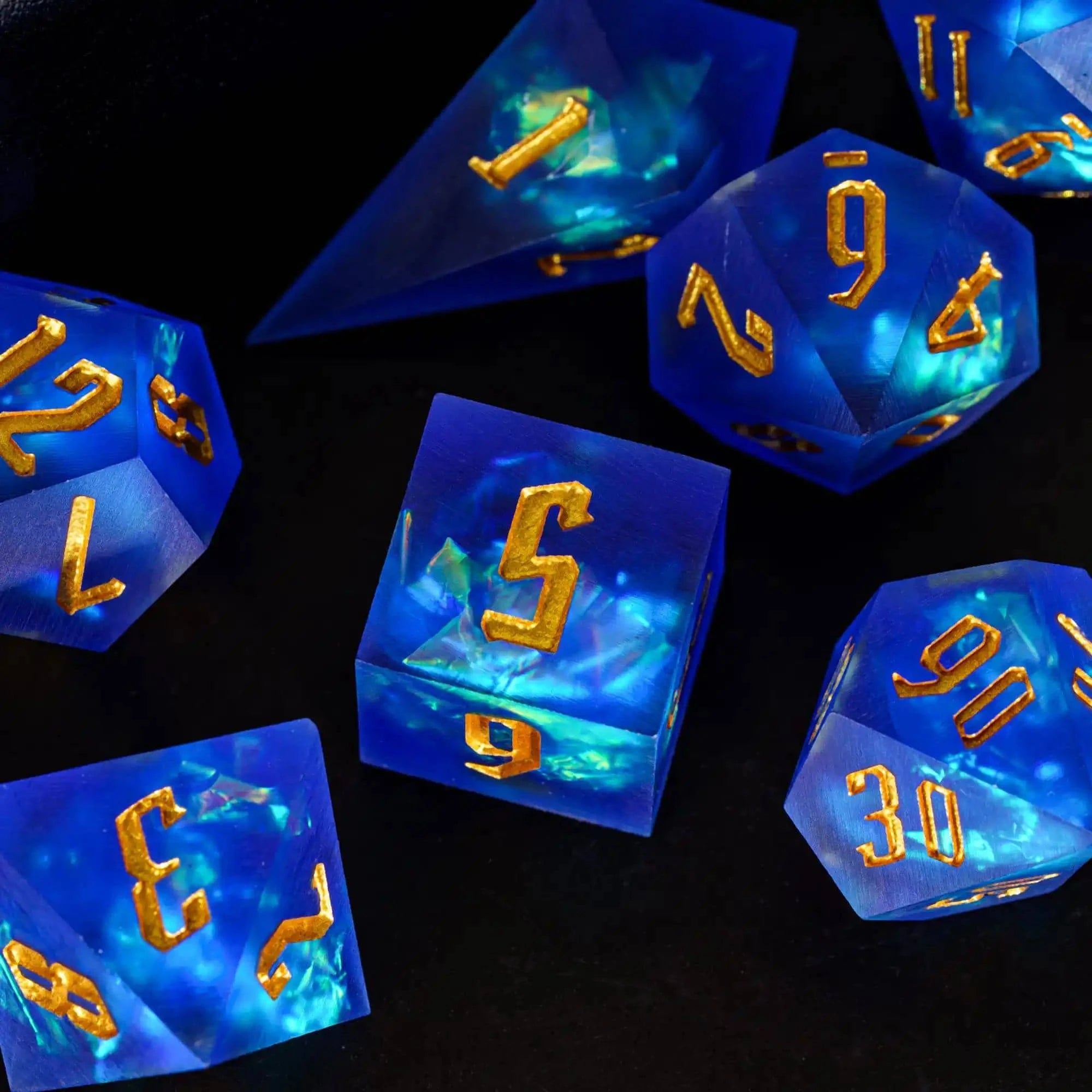 CRITALLIC-Frost Sharp Edges Dice,7Pcs D & D Dice with Unique D4, Handcrafted Polyhedral Dice Set, Role Playing Game, Pathfinder - The Adventurer's Chest