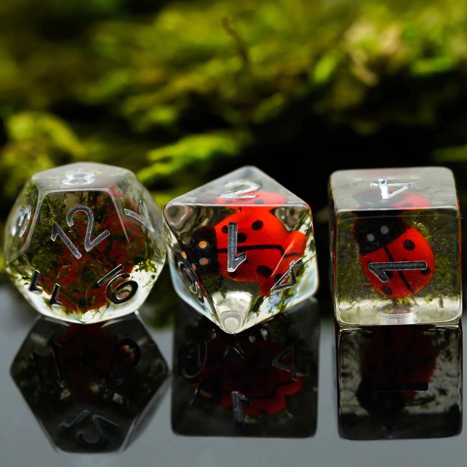 Cusdie Cute Animal DnD Dices Resin Dice Board Game D4 D6 D8 D10 D% D12 D20 Polyhedral Dice Set for Role Playing Table Games - The Adventurer's Chest