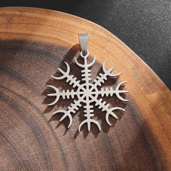 Viking Rune of Luck: Enchanted Snowflake Pendant Necklace for Adventurous Souls - The Adventurer's Chest