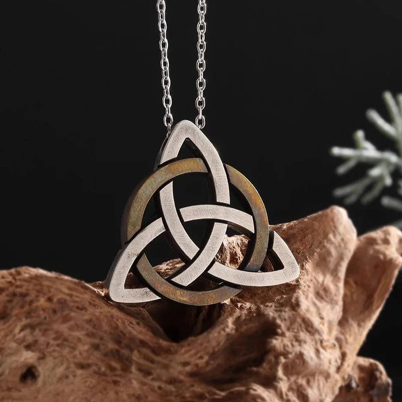 Mystical Celtic Knot Amulet Pendant - Unisex Stainless Steel Necklace for Adventurers - The Adventurer's Chest