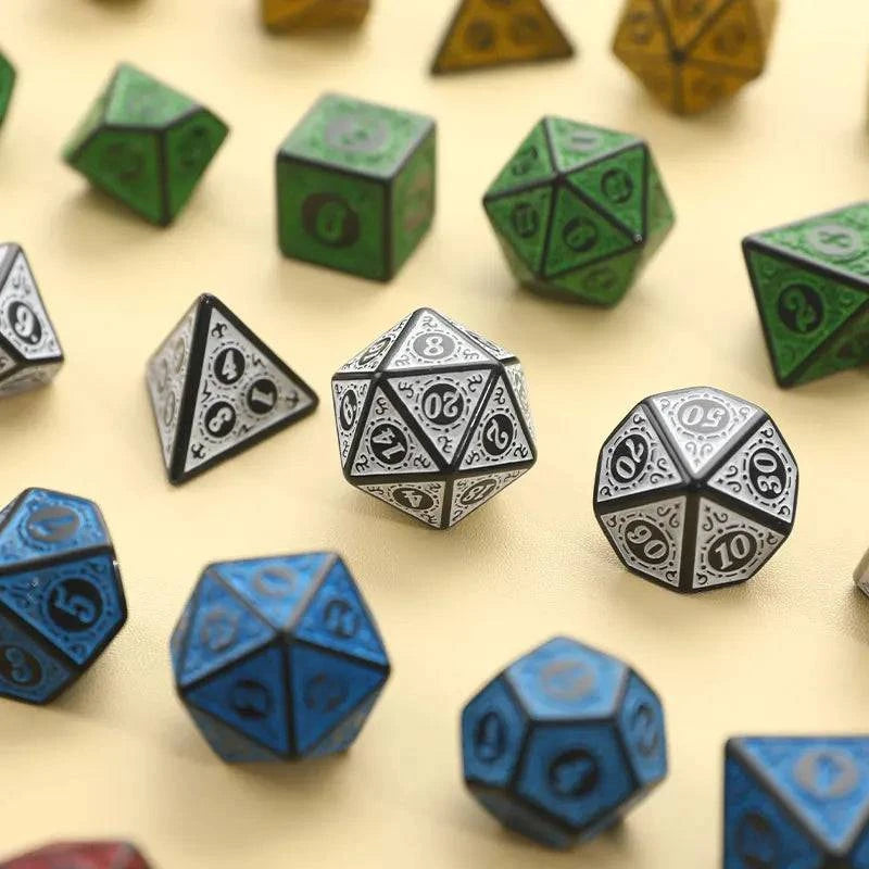 7Pcs/Set Polyhedral Antique Carved Pattern Dice D4 D6 D8 D10 D% D12 D20 DND RPG Digital Table Game - The Adventurer's Chest