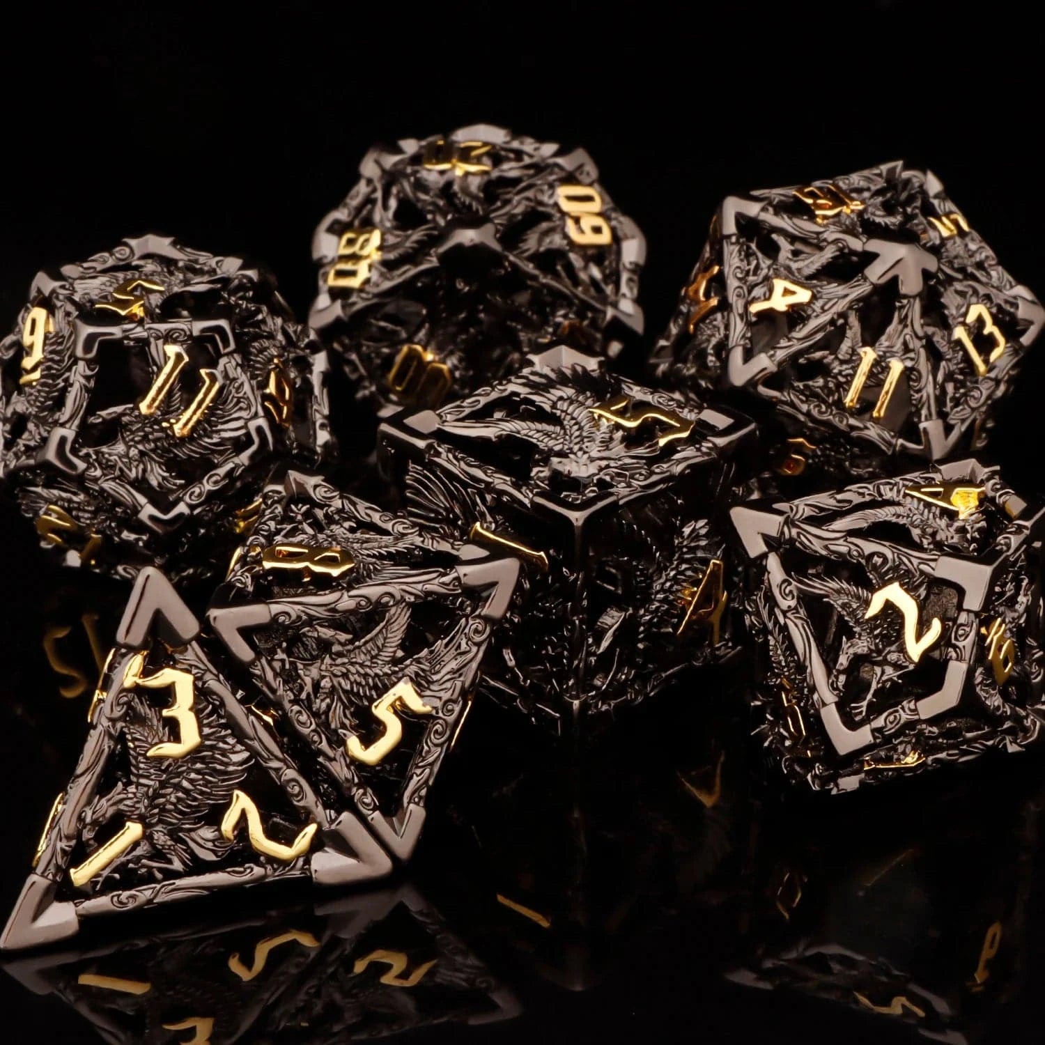 D and D Flowing Sand Sharp Edge Dragon Eye Dnd Resin RPG Polyhedral D&D Dice Set For Dungeon and Dragon Pathfinder Role Playing