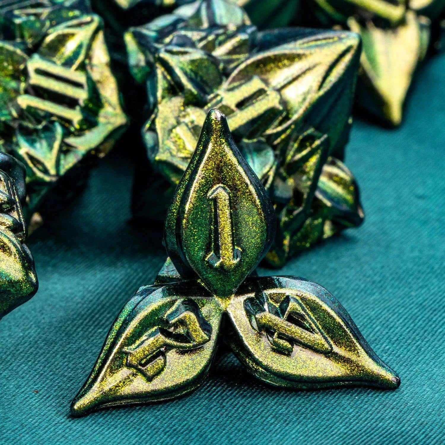 D+D Retro Green Dnd Metal Polyhedral RPG Dice Set For Dungeon and Dragon Pathfinder Role Playing Games D20 D12 D10 D8 D6 D4 - The Adventurer's Chest