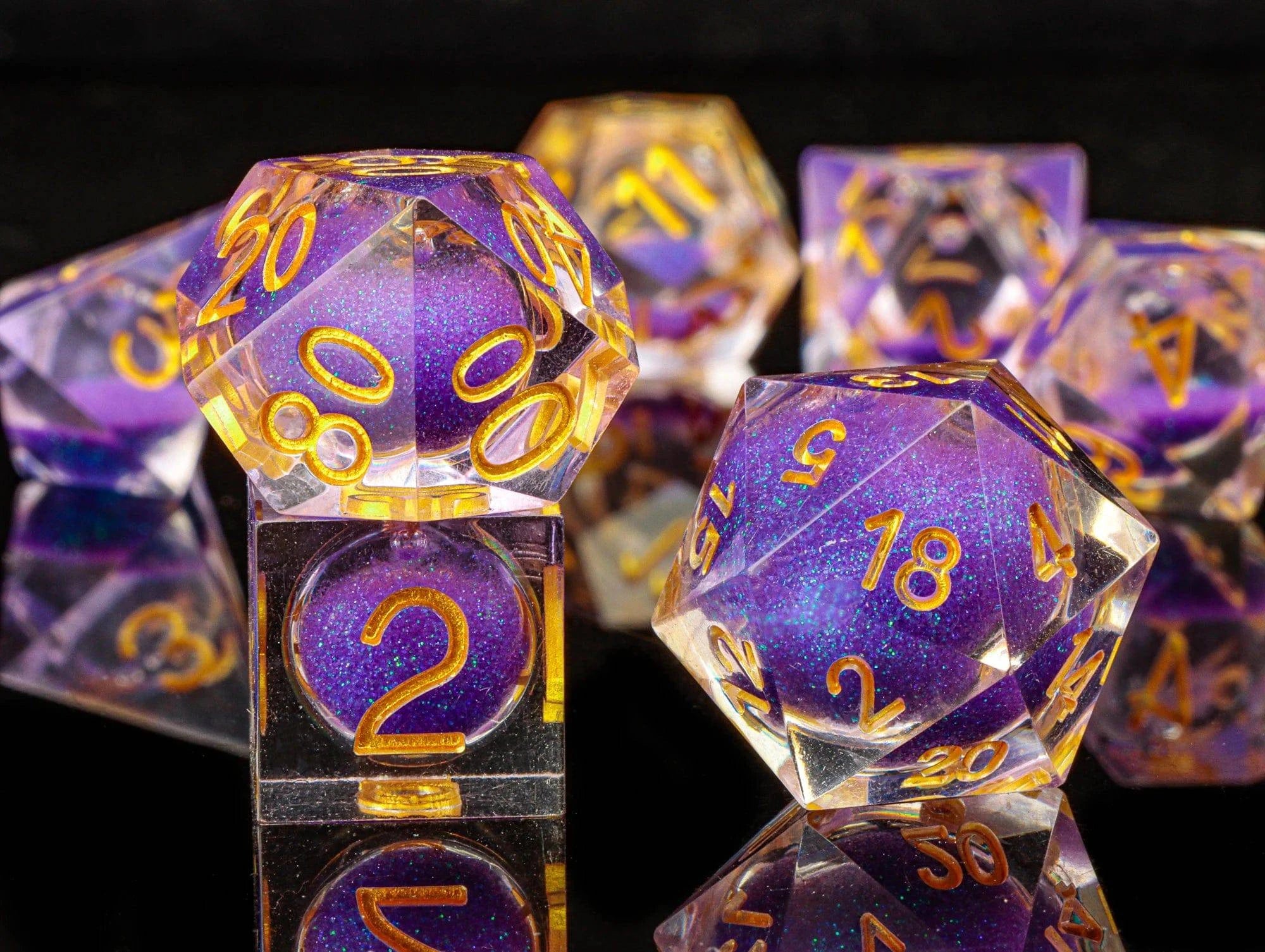 7 Dice Set Dnd Resin Dice For Dungeons and DragonsResin sharp edge dice Liquid Core D&D Polyhedral Dice Gift - The Adventurer's Chest