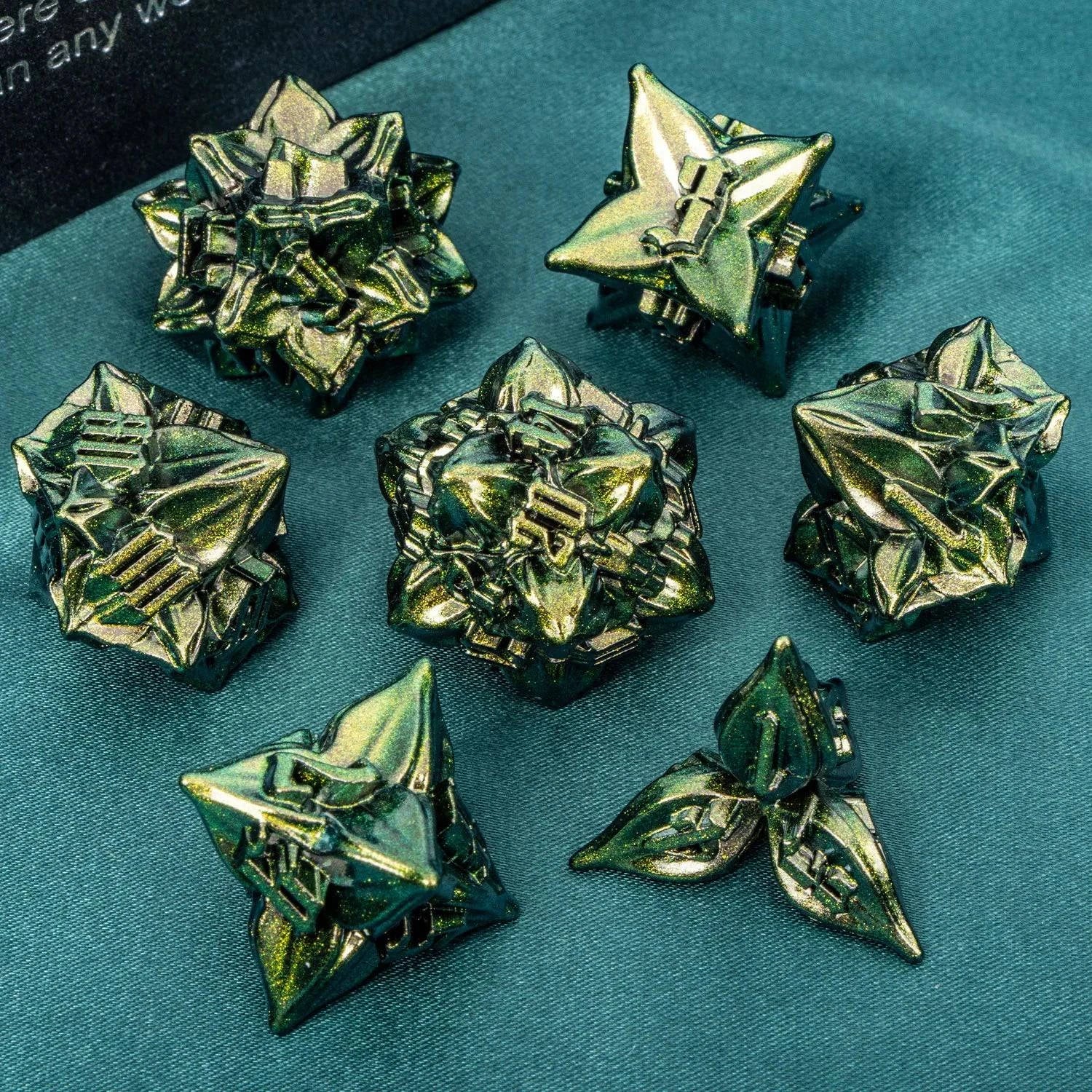 D+D Retro Green Dnd Metal Polyhedral RPG Dice Set For Dungeon and Dragon Pathfinder Role Playing Games D20 D12 D10 D8 D6 D4 - The Adventurer's Chest