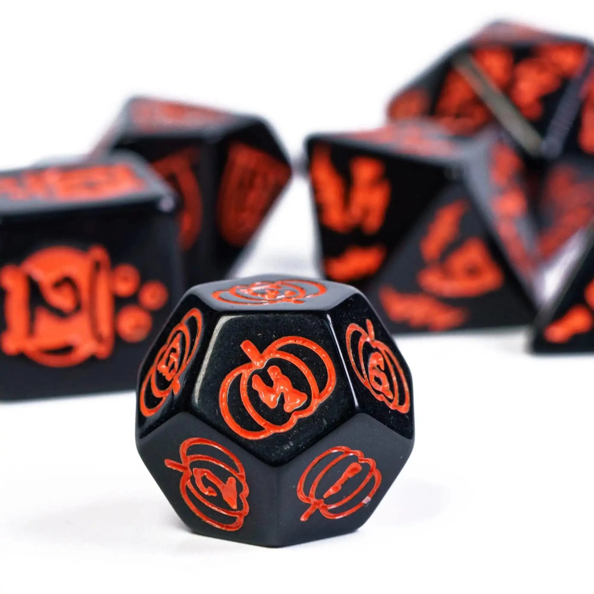 CRITALLIC-Halloween Dice Set, Pumpkin Bat Ghost, Polyhedral D&D Dice for Role Playing Game, D4-D20 Festival Gift, New, 7Pcs - The Adventurer's Chest