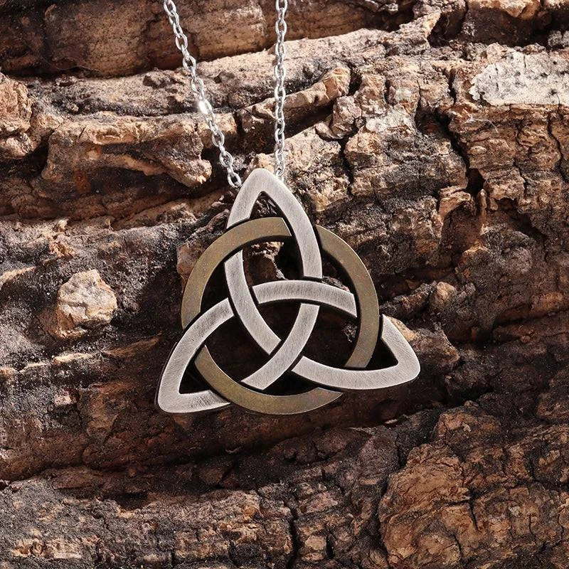 Mystical Celtic Knot Amulet Pendant - Unisex Stainless Steel Necklace for Adventurers - The Adventurer's Chest