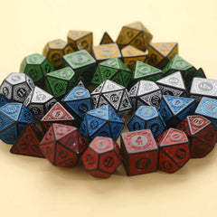 7Pcs/Set Polyhedral Antique Carved Pattern Dice D4 D6 D8 D10 D% D12 D20 DND RPG Digital Table Game - The Adventurer's Chest